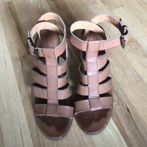 Strapped sandals